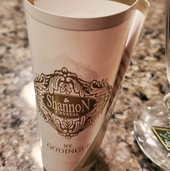 SOLD - Shannon Crystal by Godinger Vase NWOT - Picture 5 of 9